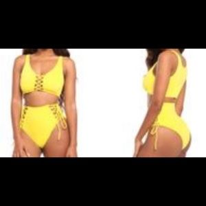 High waisted baiting suit